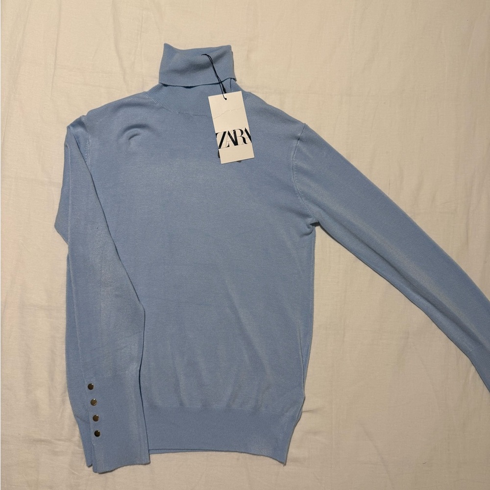 ZARA basic buttoned knit sweater